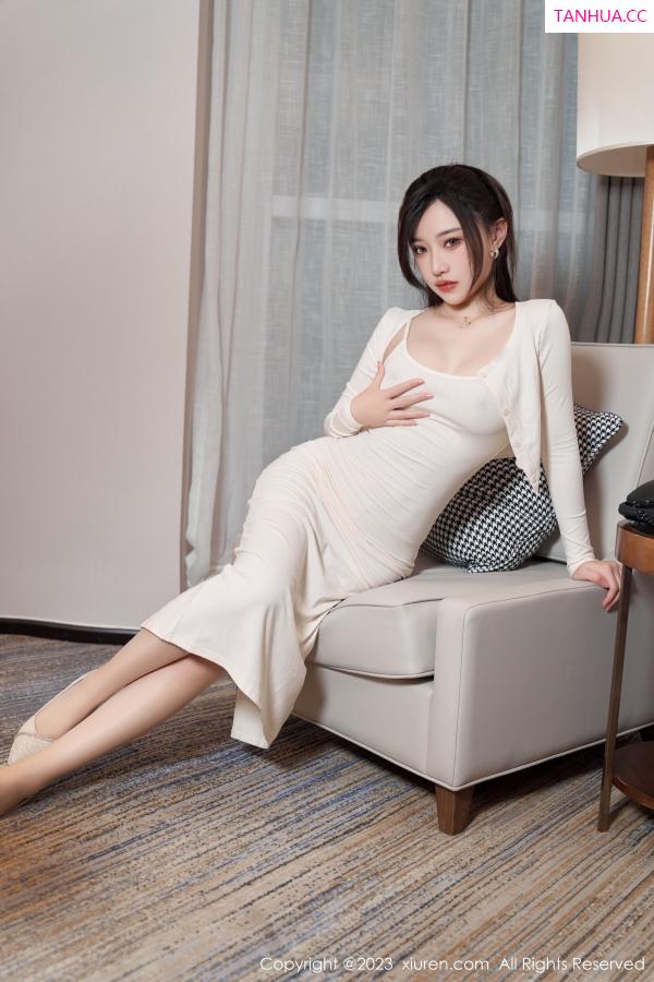   [XiuRen]高清写真图 2023.05.18 No.6761 妙可可Cheese 丝袜美腿第12张图片
